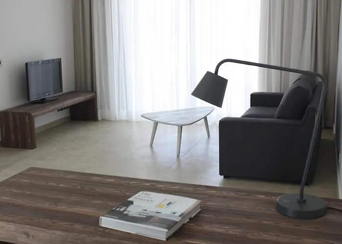 Gold Lagoon Kosher - By Amphora & Hotel