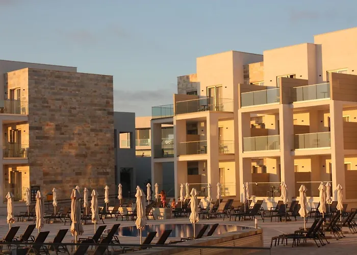 Gold Lagoon Kosher - By Amphora & Paphos