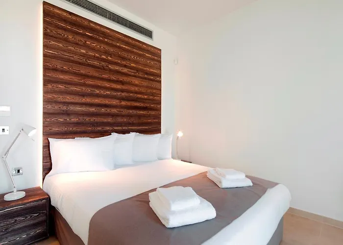 Gold Lagoon Kosher - By Amphora &