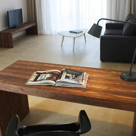 Gold Lagoon Kosher - By Amphora & Hotel