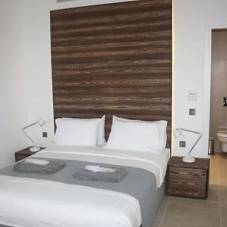 Gold Lagoon Kosher - By Amphora &