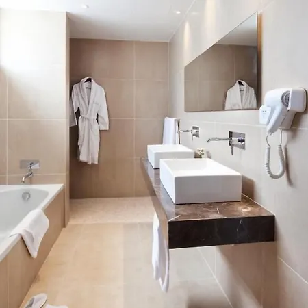 Gold Lagoon Kosher - By Amphora & Hotel