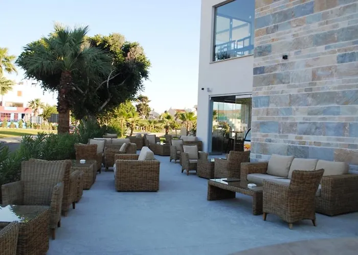 Gold Lagoon Kosher - By Amphora & 4* Paphos