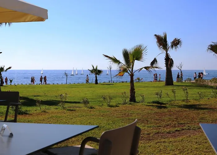 Hotel Gold Lagoon Kosher - By Amphora & Paphos