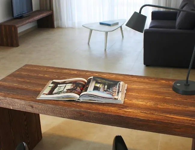 Gold Lagoon Kosher - By Amphora & Hotel