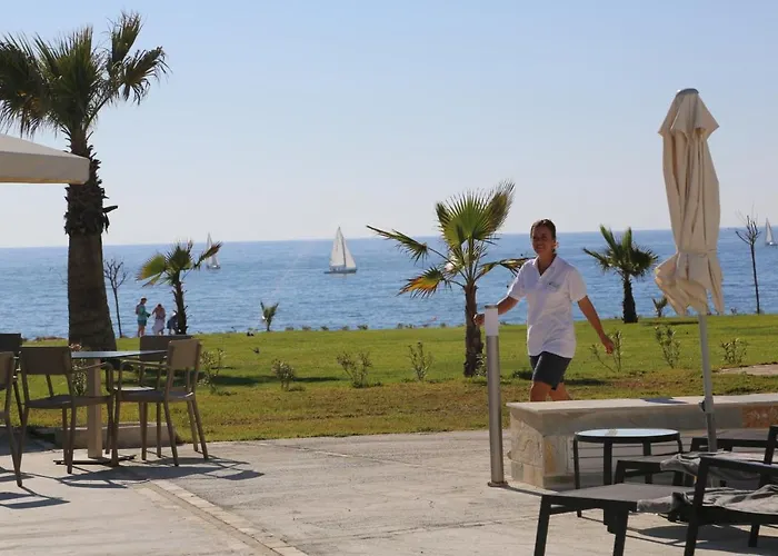 Hotel Gold Lagoon Kosher - By Amphora & Paphos