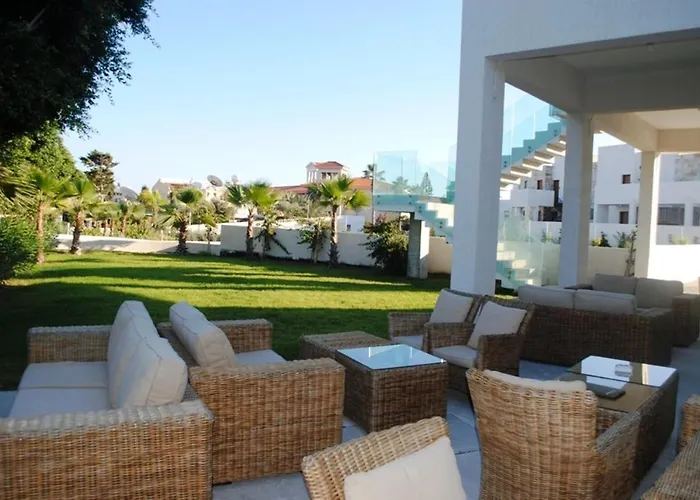 Gold Lagoon Kosher - By Amphora &